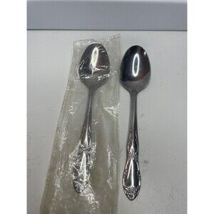 2 Oneida Ltd Wm A. Rogers FENWAY / DAYDREAM Stainless Steel 6-1/2" Soup Spoons